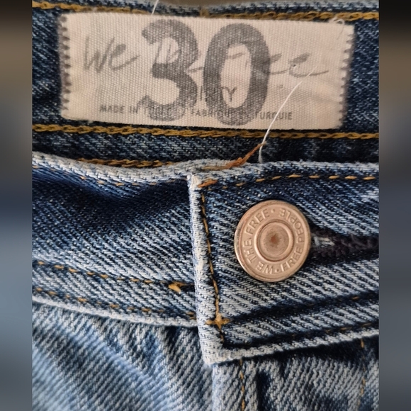 Free People We The Free Women's 30 Maggie Distressed Mid Rise Straight Leg Jeans - Picture 2 of 6
